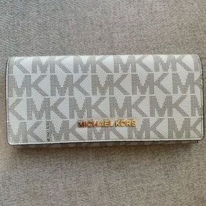 Michael Kors wallet